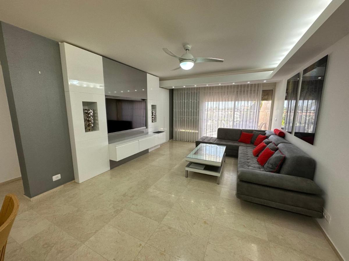 Gorgeous 4BR apartment Amdar amazing pool sea view Eilat Esterno foto